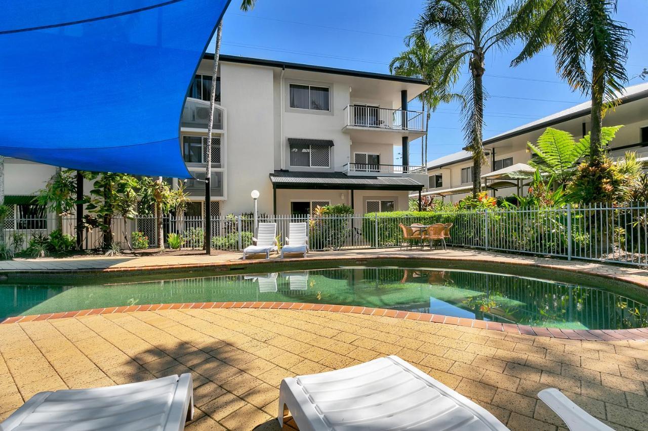 Cairns Reef Apartments & Motel Exterior foto